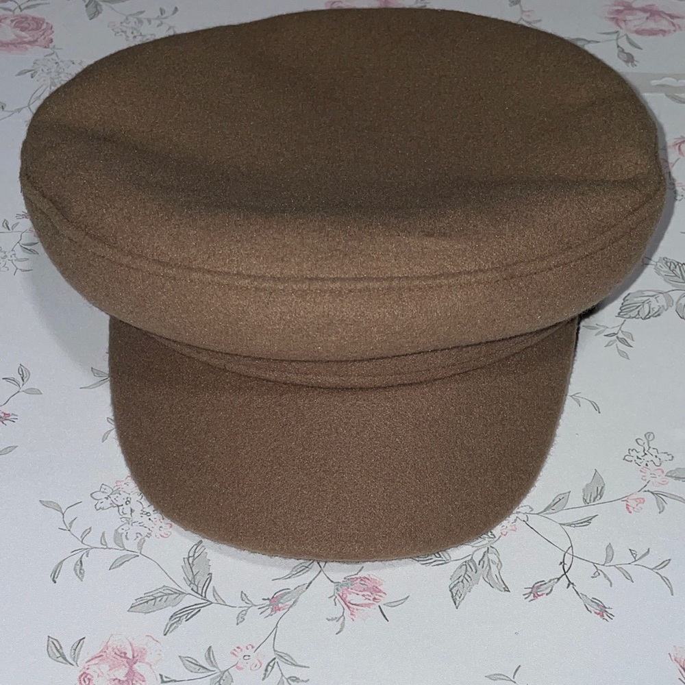 Universal Thread Tan Newsboy Cap NWT